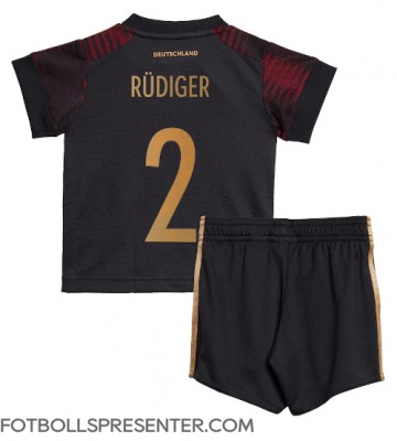 Tyskland Antonio Rudiger #2 Bortatröja Barn VM 2022 Kortärmad (+ korta byxor)